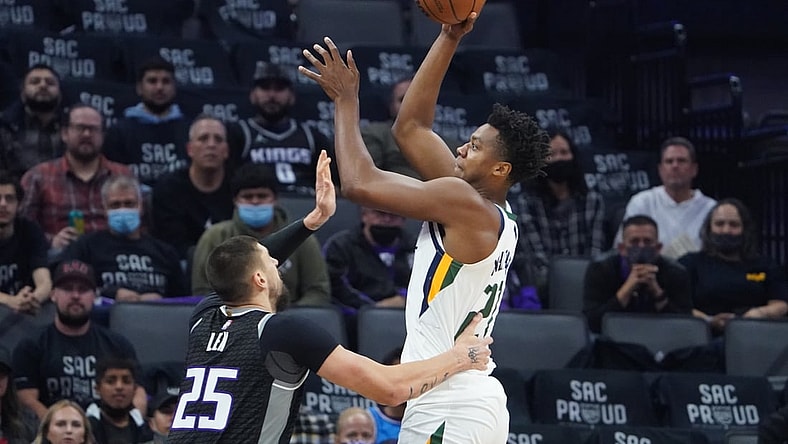 October 22, 2021; Sacramento, California, USA; Utah Jazz center Hassan Whiteside (21) shoots the basketball against Sacramento Kings center Alex Len (25) during the first quarter at Golden 1 Center. Mandatory Credit: Kyle Terada-USA TODAY Sports