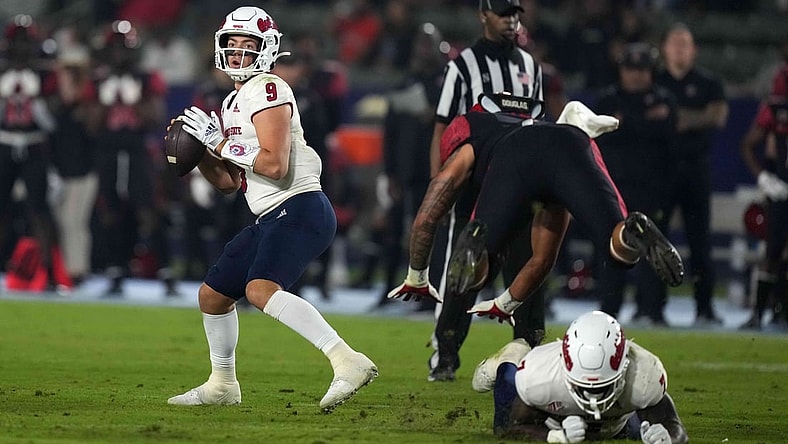 Oct 30, 2021; Carson, California, USA; Fresno State Bulldogs quarterback Jake Haener (9) throws the ball against the San Diego State Aztecs in the first half at Dignity Health Sports Park. Mandatory Credit: Kirby Lee-USA TODAY Sports