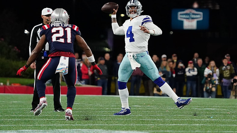 NFL: Dallas Cowboys at New England Patriots