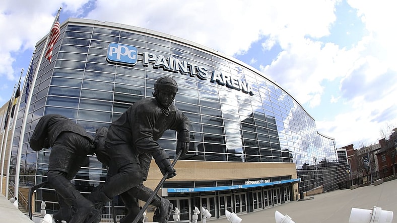 Mar 15, 2020; Pittsburgh, Pennsylvania, USA;  General exterior view of the Mario Lemieux statue outside the PPG PAINTS Arena as the NHL game scheduled between the Pittsburgh Penguins and the New York Islanders was suspended due to COVID-19 coronavirus concerns.  Mandatory Credit: Charles LeClaire-USA TODAY Sports