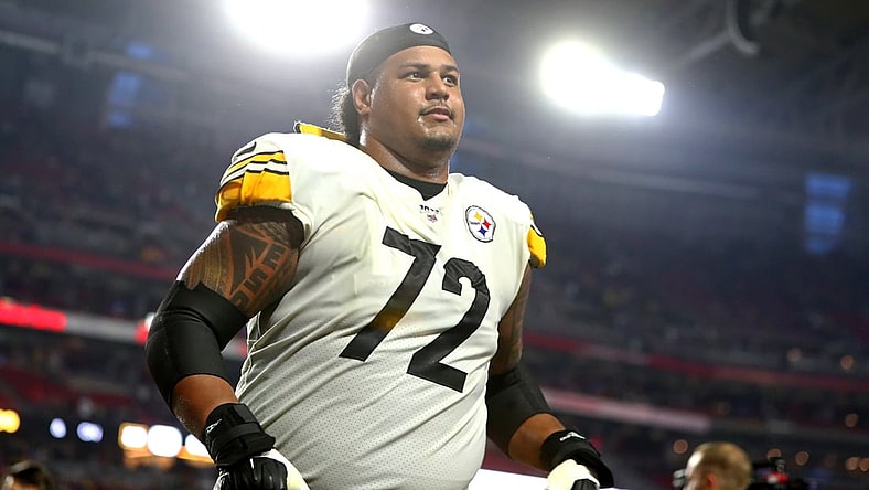 Dec 8, 2019; Glendale, AZ, USA; Pittsburgh Steelers offensive tackle Zach Banner (72) against the Arizona Cardinals at State Farm Stadium. Mandatory Credit: Mark J. Rebilas-USA TODAY Sports