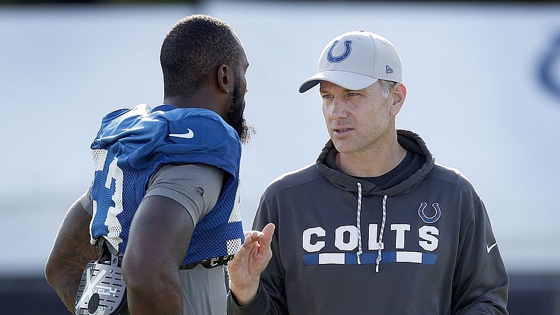 Indianapolis Colts defensive coordinator Matt Eberflus talks with linebacker Darius Leonard (53) during the Colts training camp at Grand Park in Westfield on Monday, August 6, 2018.

Indianapolis Colts Training Camp At Grand Park In Westfield