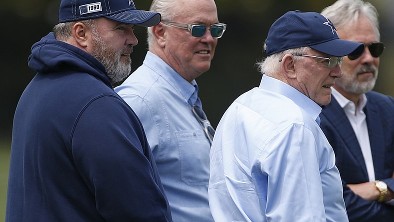 Jun 3, 2021; Frisco, TX, USA; Dallas Cowboys head coach Mike McCarthy and CEO Stephen Jones and owner Jerry Jones on the sidelines during voluntary Organized Team Activities at the Star Training Facility in Frisco, Texas. Mandatory Credit: Tim Heitman-USA TODAY Sports