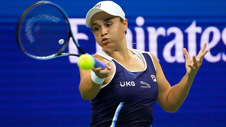 Sep 4, 2021; Flushing, NY, USA; Ashleigh Barty of Australia hits to Shelby Rogers of the USA on day six of the 2021 U.S. Open tennis tournament at USTA Billie Jean King National Tennis Center. Mandatory Credit: Robert Deutsch-USA TODAY Sports