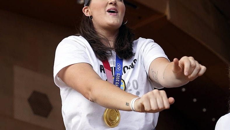 Oct 19, 2021; Chicago, IL, USA; Chicago Sky center Stefanie Dolson (31) celebrates the Sky   s championship at Millennium Park. Mandatory Credit: David Banks-USA TODAY Sports