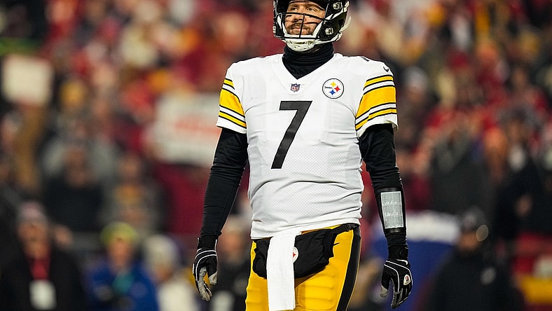 Jan 16, 2022; Kansas City, Missouri, USA; Pittsburgh Steelers quarterback Ben Roethlisberger (7) reacts during the first half in an AFC Wild Card playoff football game against the Kansas City Chiefs at GEHA Field at Arrowhead Stadium. Mandatory Credit: Jay Biggerstaff-USA TODAY Sports