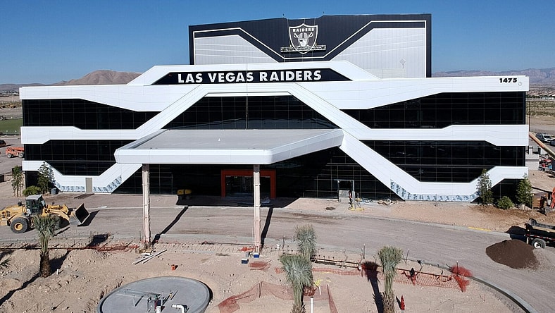 Las Vegas raiders training camp Henderson intermountain healthcare performance center