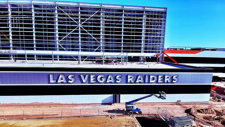 las vegas raiders covid19 donation pledge mark davis