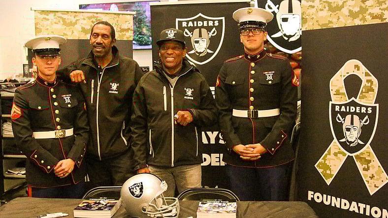 Raiders Foundation Toys for Tots Cliff Branch Jerry Robinson