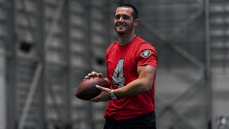 Las Vegas Raiders training camp Derek Carr