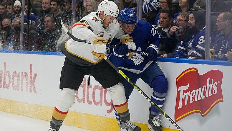 Golden Knights Maple Leafs