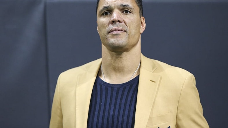 Nov 28, 2019; Atlanta, GA, USA; Atlanta Falcons former tight end Tony Gonzalez on the sideline against the New Orleans Saints in the first half at Mercedes-Benz Stadium. Mandatory Credit: Brett Davis-USA TODAY Sports