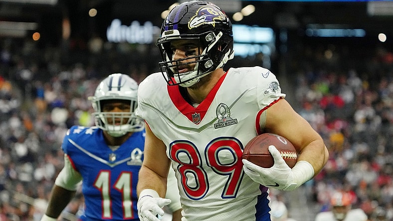 Feb 6, 2022; Paradise, Nevada, USA; AFC tight end Mark Andrews of the Baltimore Ravens (89) runs with the ball against the NFC during the second quarter during the Pro Bowl football game at Allegiant Stadium. Mandatory Credit: Kirby Lee-USA TODAY Sports