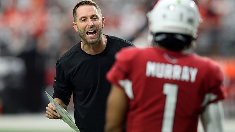 Aug 20, 2021; Glendale, Arizona, USA; Arizona Cardinals head coach Kliff Kingsbury talks with quarterback Kyler Murray (1) prior to facing the Kansas City Chiefs at State Farm Stadium. Mandatory Credit: Joe Camporeale-USA TODAY Sports