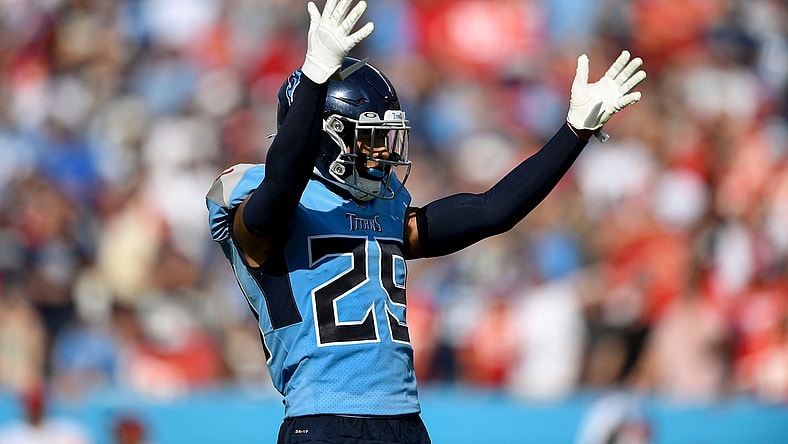 Tennessee Titans safety Dane Cruikshank (29) amps up the crowd during the fourth quarter at Nissan Stadium Sunday, Oct. 24, 2021 in Nashville, Tenn.

Titans Chiefs 209