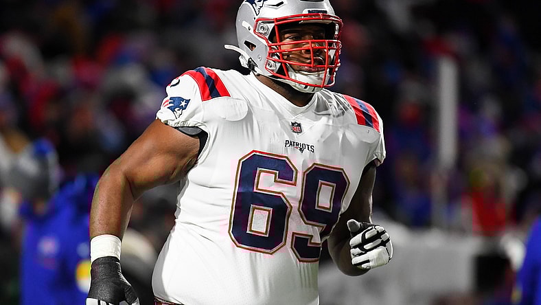 Dec 6, 2021; Orchard Park, New York, USA; New England Patriots guard Shaq Mason (69) prior to the game against the Buffalo Bills at Highmark Stadium. Mandatory Credit: Rich Barnes-USA TODAY Sports