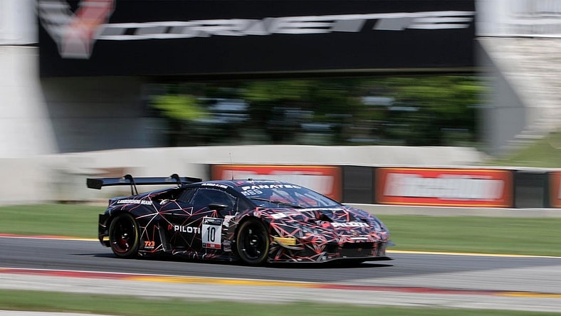 Bill Sweedler in his Lamborghini Huracan GT3 (10) exits turn six at Elkhart Lake's Road America, Saturday, August 28, 2021, near Plymouth, Wis.

She 082821 World Challenge At Road America Gck 006
