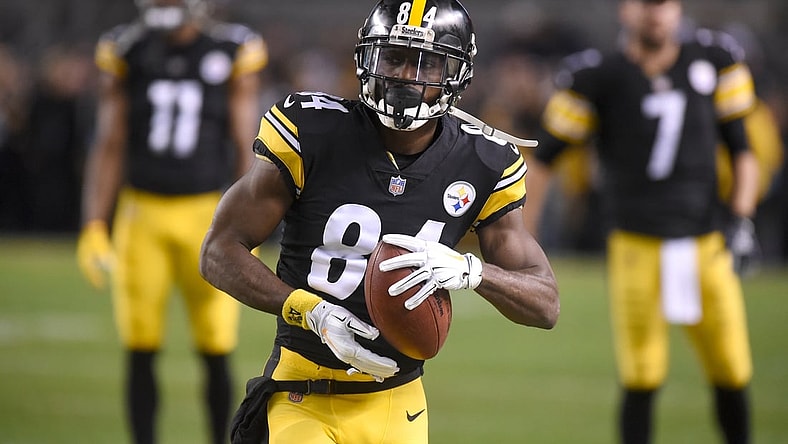 Dec 2, 2018; Pittsburgh, PA, USA;  Pittsburgh Steelers wide receiver Antonio Brown (84) prepares to play the Los Angeles Chargers at Heinz Field. Mandatory Credit: Philip G. Pavely-USA TODAY Sports