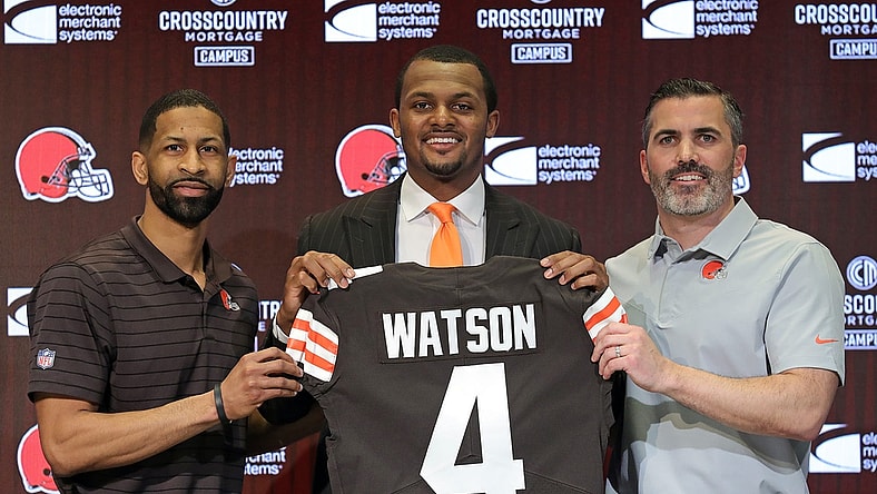 Cleveland Browns quarterback Deshaun Watson, center, poses for a portrait with general manager Andrew Berry, left, and head coach Kevin Stefanski during Watson's introductory press conference at the Cleveland Browns Training Facility on Friday.

Watsonpress 11