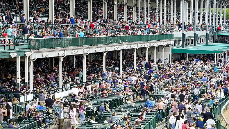 The crowd in the grandstands on opening night at Churchill Downs on Saturday, April 30, 2022

Openingnight10