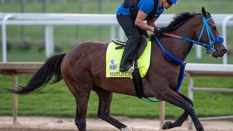 Kentucky Derby hopeful Simplification gallops on the track at Churchill Downs. May 4, 2022

Af5i3169