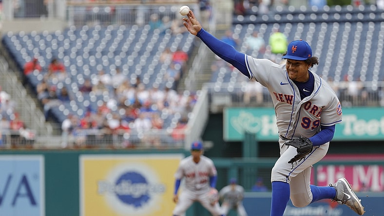 May 12, 2022; Washington, District of Columbia, USA; New York Mets starting pitcher Taijuan Walker (99) pitches against the Washington Nationals during the fifth inning at Nationals Park. Mandatory Credit: Geoff Burke-USA TODAY Sports