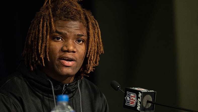 tampa bay buccaneers, lewis cine