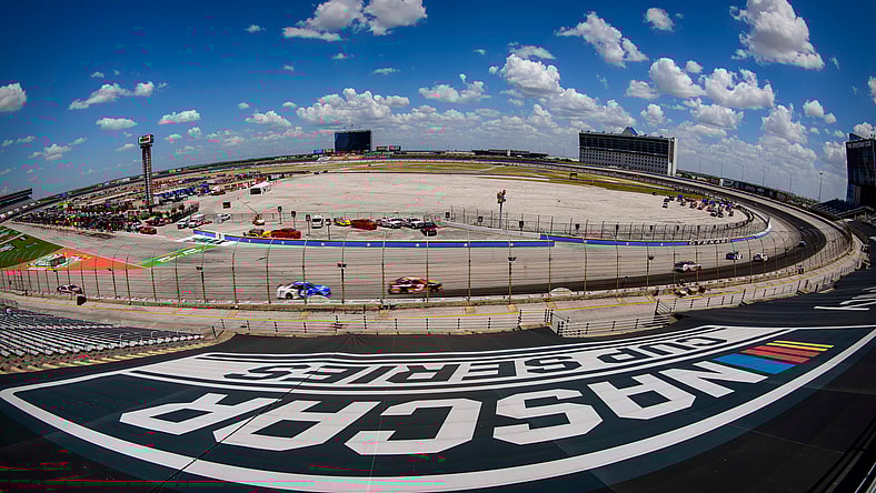 NASCAR: O'Reilly Auto Parts 500
