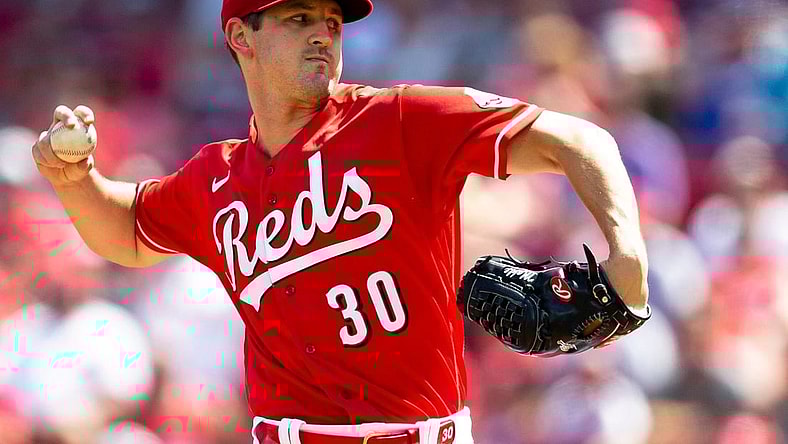 Cincinnati Reds starting pitcher Tyler Mahle (30) pitches in the first inning of the MLB game between the Cincinnati Reds and the Atlanta Braves at Great American Ball Park in Cincinnati on Saturday, July 2, 2022.

Atlanta Braves At Cincinnati Reds 49