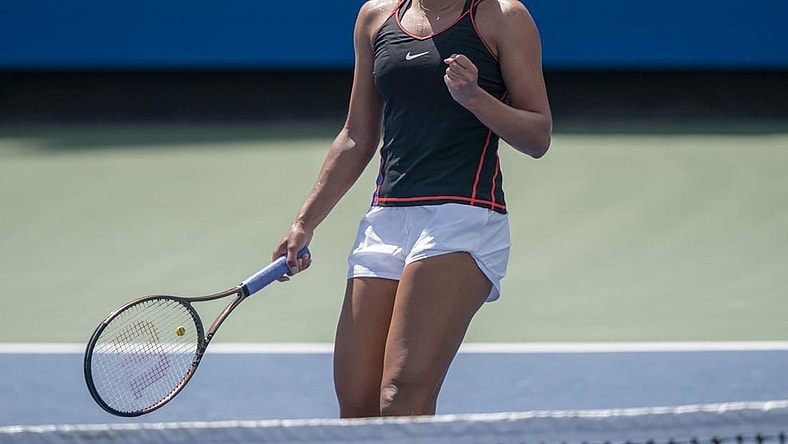 Aug 19, 2022; Cincinnati, OH, USA; Madison Keys (USA) reacts to a point during her match against Elena Rybakina (KAZ) at the Western & Southern Open at the Lindner Family Tennis Center. Mandatory Credit: Susan Mullane-USA TODAY Sports