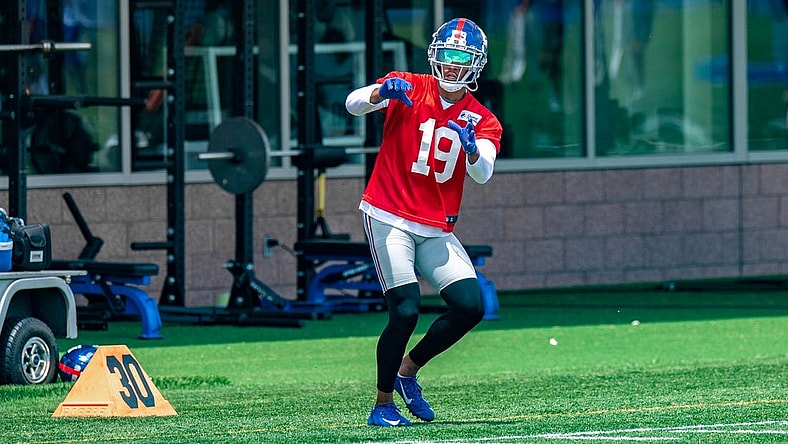Jun 7, 2022; East Rutherford, New Jersey, USA;  New York Giants wide receiver Kenny Golladay (19) participates in a drill during minicamp at MetLife Stadium. Mandatory Credit: John Jones-USA TODAY Sports