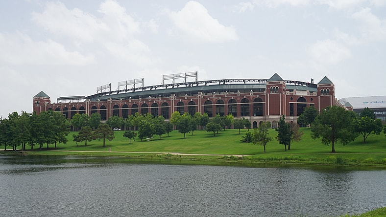 XFL, football, soccer