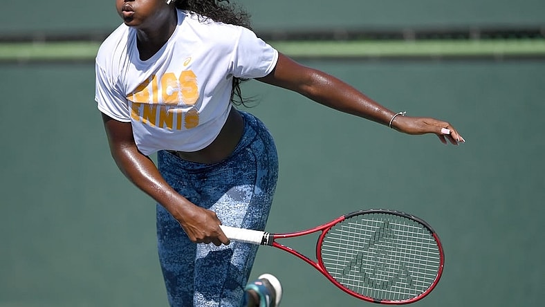 Oct 5, 2021; Indian Wells, CA, USA; Alycia Parks (USA) hits a ball on the practice courts during day 2 of the BNP Paribas Open at the Indian Wells Tennis Garden. Mandatory Credit: Jayne Kamin-Oncea-USA TODAY Sports