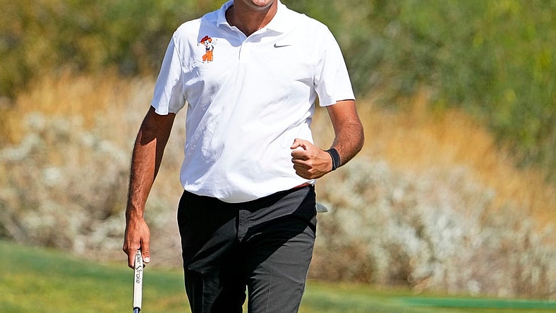 May 30, 2022; Scottsdale, Arizona, USA; Eugenio Lopez-Chacarra of Oklahoma State reacts after making his putt on the 10th hole during the final round of the NCAA DI Mens Golf Championship at Grayhawk Golf Club - Raptor Course. Mandatory Credit: Rob Schumacher-Arizona Republic

Golf Ncaa Di Mens Golf Championship