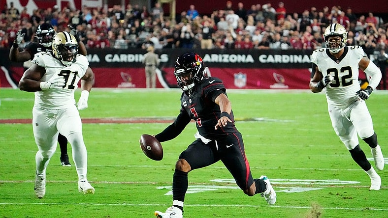 Oct 20, 2022; Glendale, Arizona, USA; Arizona Cardinals quarterback Kyler Murray (1) runs for a first down against the New Orleans Saints in the first half at State Farm Stadium. Mandatory Credit: Rob Schumacher-Arizona Republic

Nfl New Orleans Saints At Arizona Cardinals