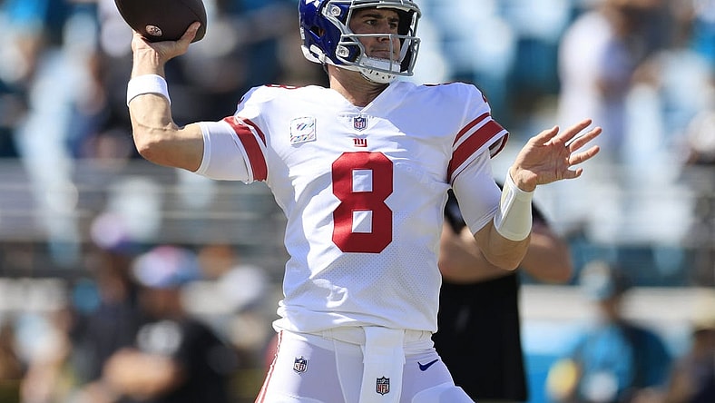 New York Giants quarterback Daniel Jones (8) warms up before of a regular season NFL football matchup Sunday, Oct. 23, 2022 at TIAA Bank Field in Jacksonville. [Corey Perrine/Florida Times-Union]

Jki 102322 Giants Jags Cp 9
