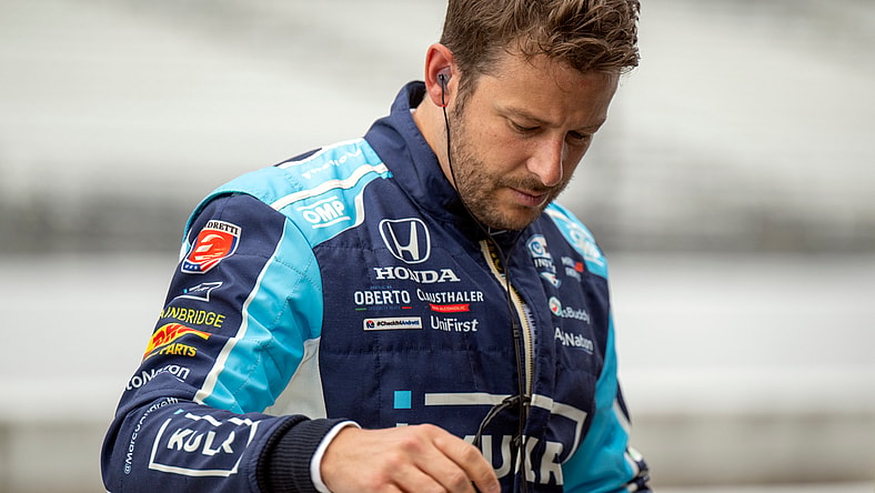 IndyCar: Indianapolis 500 Practice and NASCAR debut