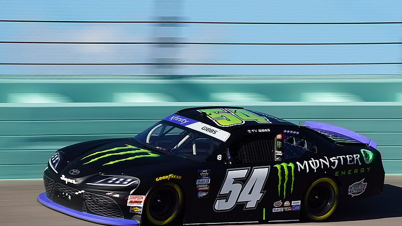 NASCAR: Xfinity Contender Boats 300