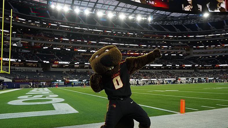 NCAA Football: LA Bowl-Oregon State vs Utah State