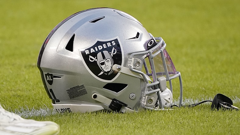 NFL: Las Vegas Raiders at Kansas City Chiefs