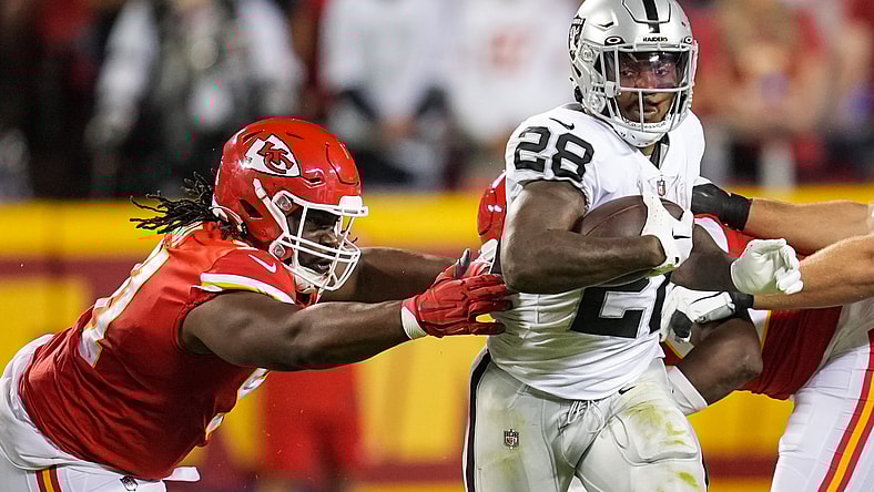 NFL: Las Vegas Raiders at Kansas City Chiefs