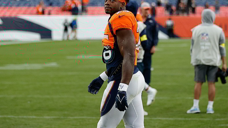 denver broncos trade melvin gordon to the philadelphia eagles