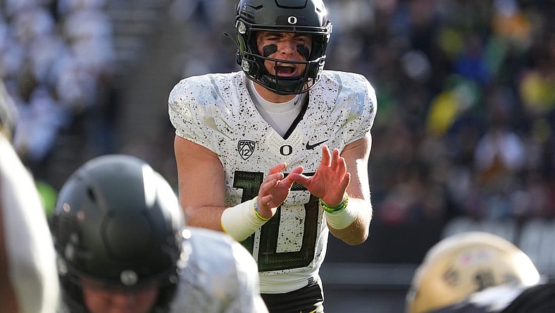Nov 5, 2022; Boulder, Colorado, USA; Oregon Ducks quarterback Bo Nix (10) calls out for the ball in the third quarter against the Colorado Buffaloes at Folsom Field. Mandatory Credit: Ron Chenoy-USA TODAY Sports