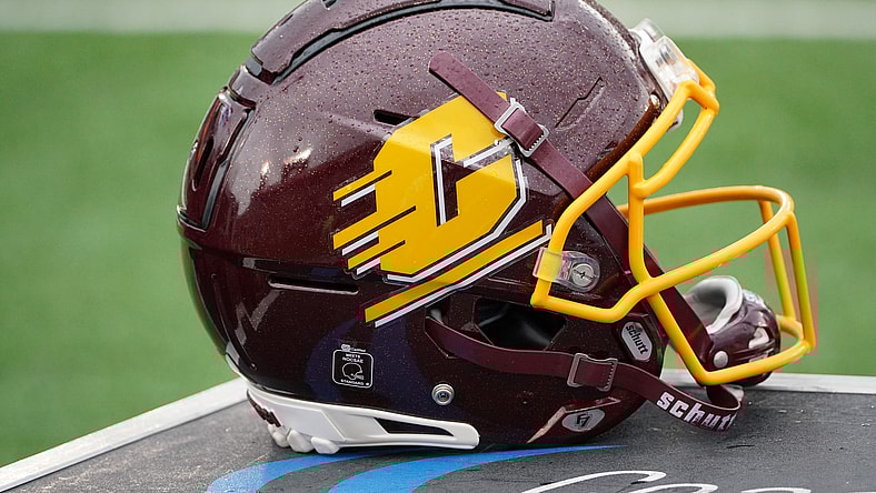 NCAA Football: Central Michigan at Missouri