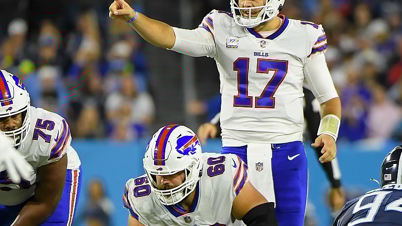 NFL: Buffalo Bills at Tennessee Titans