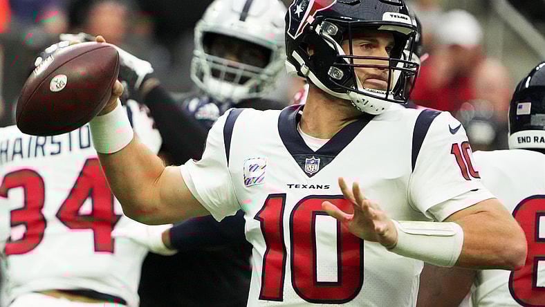 Houston Texans quarterback Davis Mills