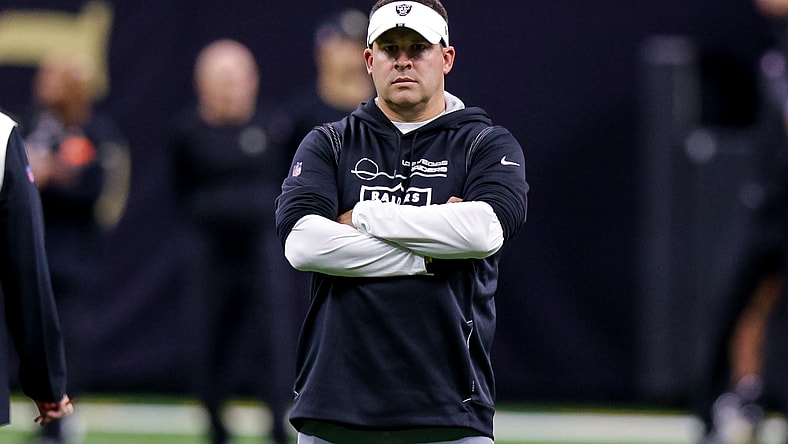 las vegas raiders head coach josh mcdaniels
