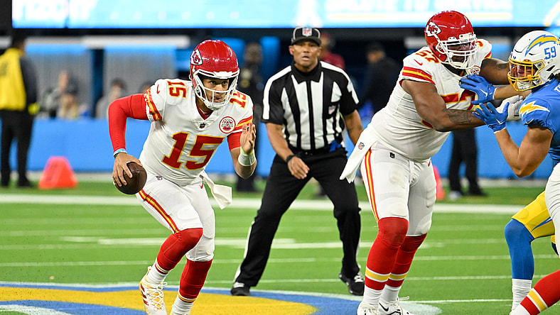 patrick mahomes all-time nfl passing mark