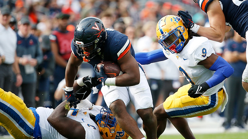 virginia running back mike hollins