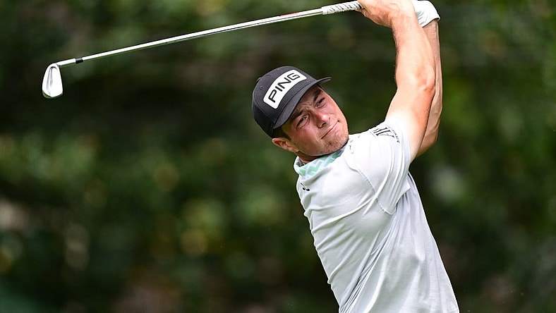 Aug 25, 2022; Atlanta, Georgia, USA; Viktor Hovland tees off on the 2nd hole during the first round of the TOUR Championship golf tournament. Mandatory Credit: Adam Hagy-USA TODAY Sports
